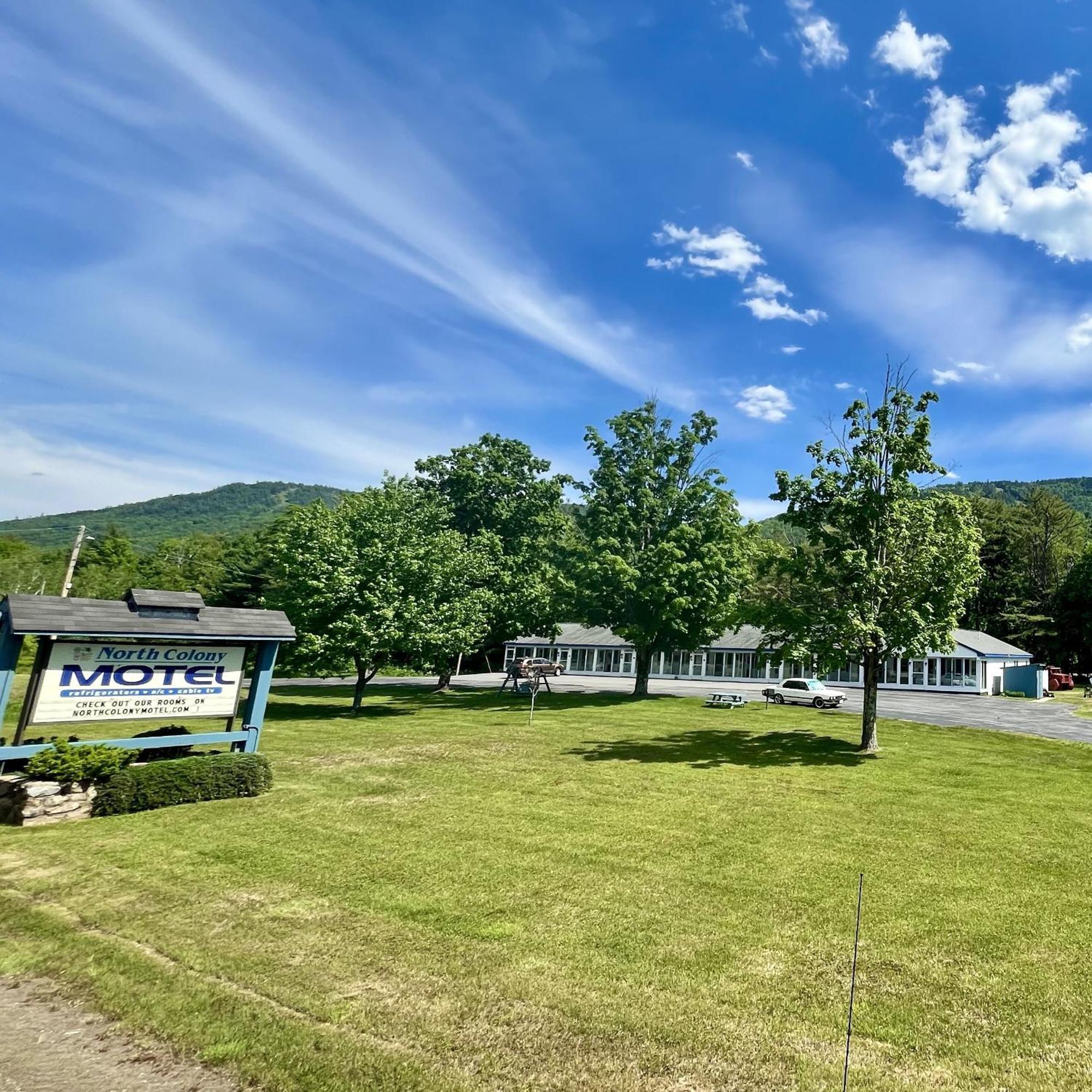 North Colony Motel And Cottages Bartlett Exterior photo