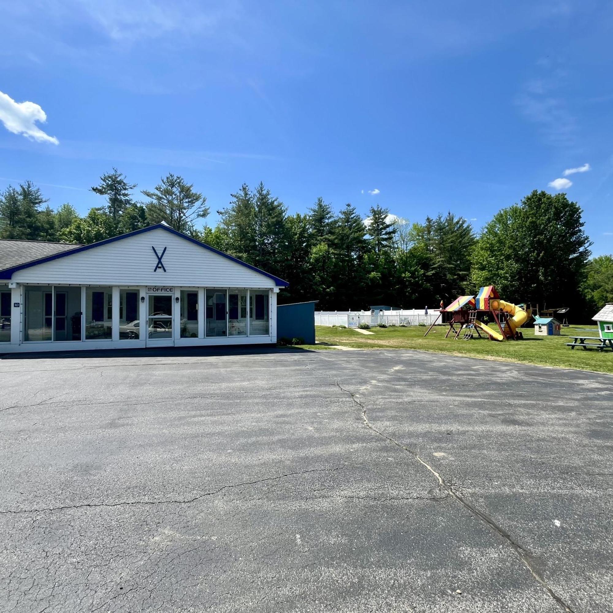North Colony Motel And Cottages Bartlett Exterior photo